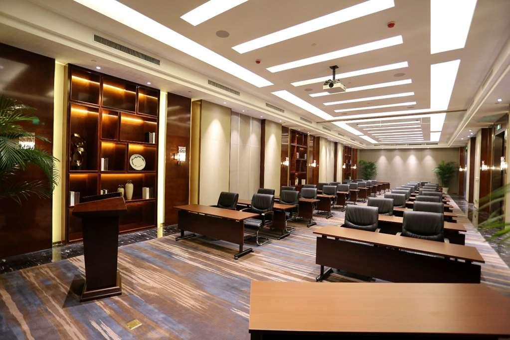 Grand Skylight International Hotel Пекин Съоръжения снимка