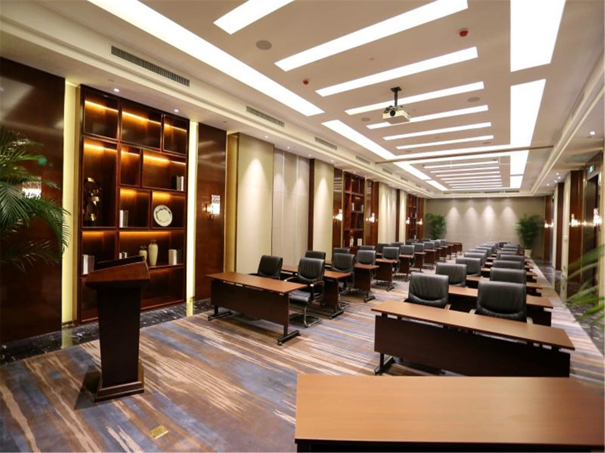 Grand Skylight International Hotel Пекин Екстериор снимка