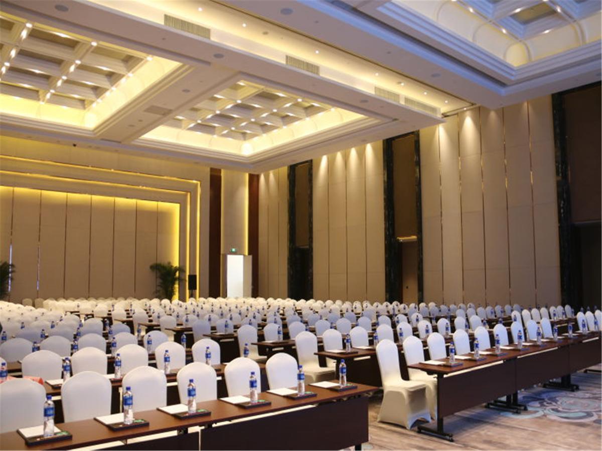 Grand Skylight International Hotel Пекин Екстериор снимка